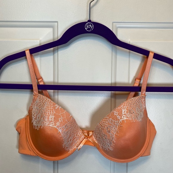 Fredricks of Hollywood Bra Size 34C Orange with Frilly Lace Accent RN#73120 - Picture 1 of 8
